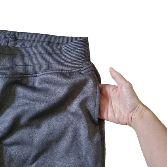 Under Armour Semi-fitted Gray Sweatpants 100% Polyester Women's Size Medium - Picture 5 of 6